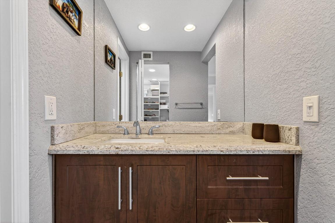 CLEARWATER OF MEADOWLAKES CONDO - Residential