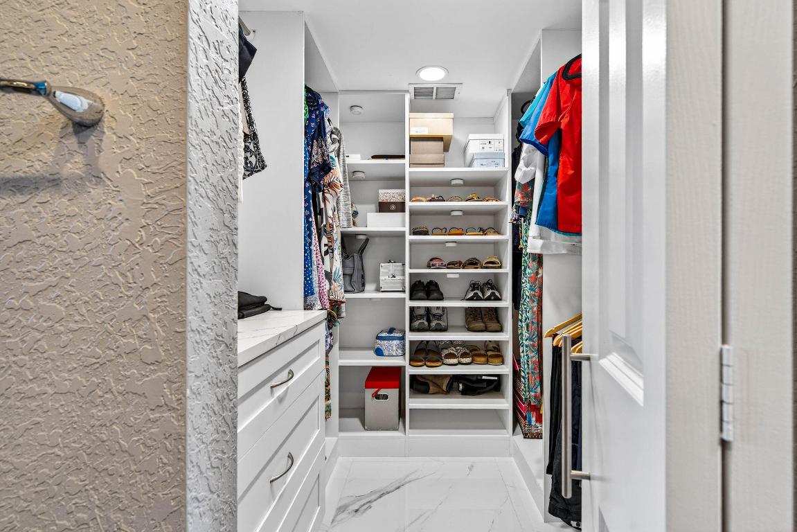 CLEARWATER OF MEADOWLAKES CONDO - Residential