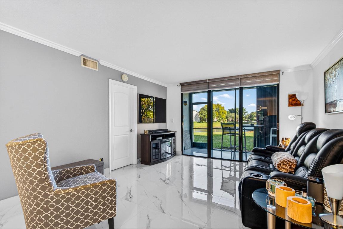 CLEARWATER OF MEADOWLAKES CONDO - Residential