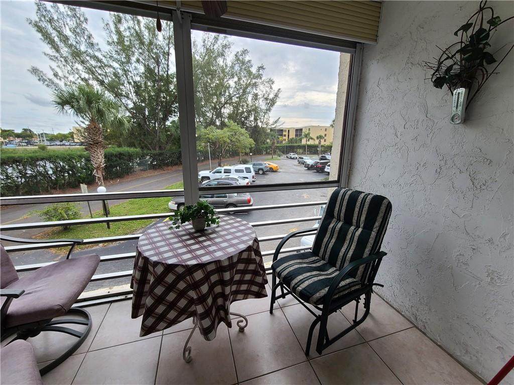 SOMERSET H - Residential