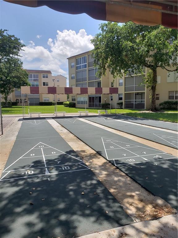 SOMERSET H - Residential