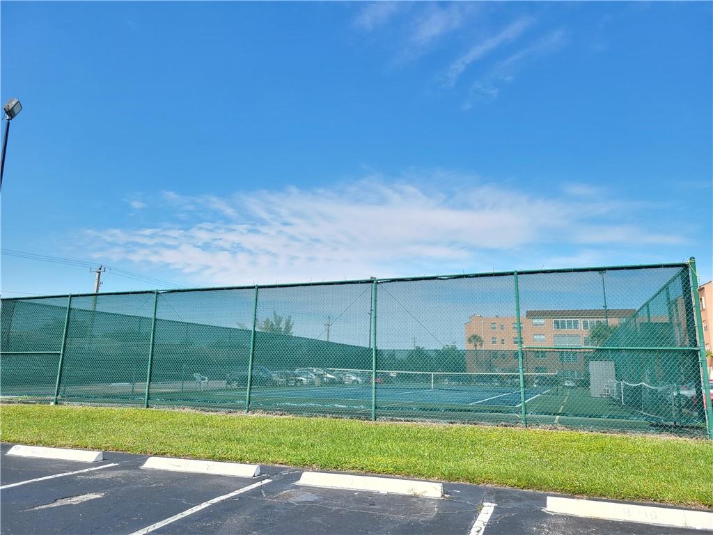 SOMERSET H - Residential