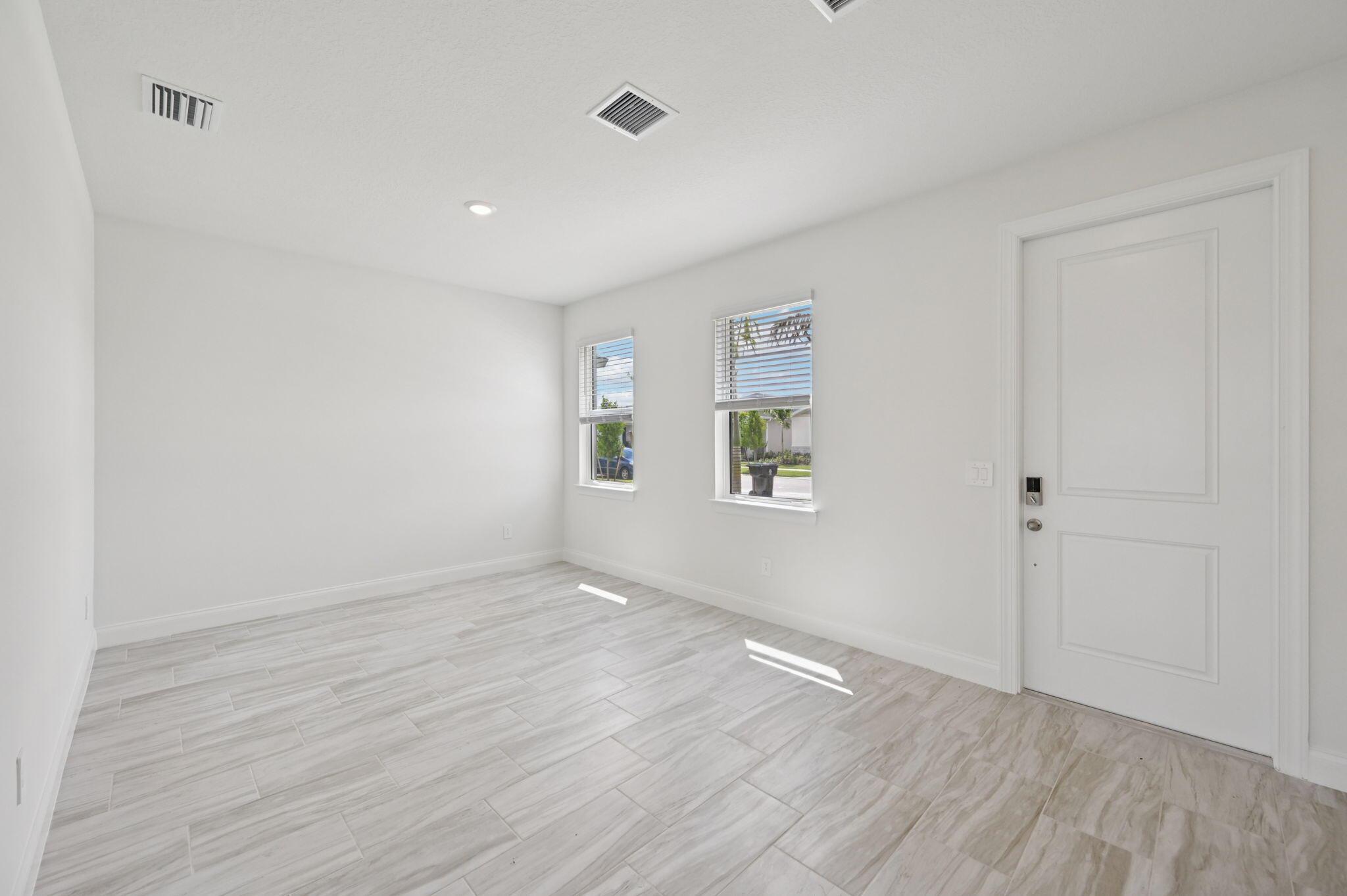 11270 NW Blockbird Drive