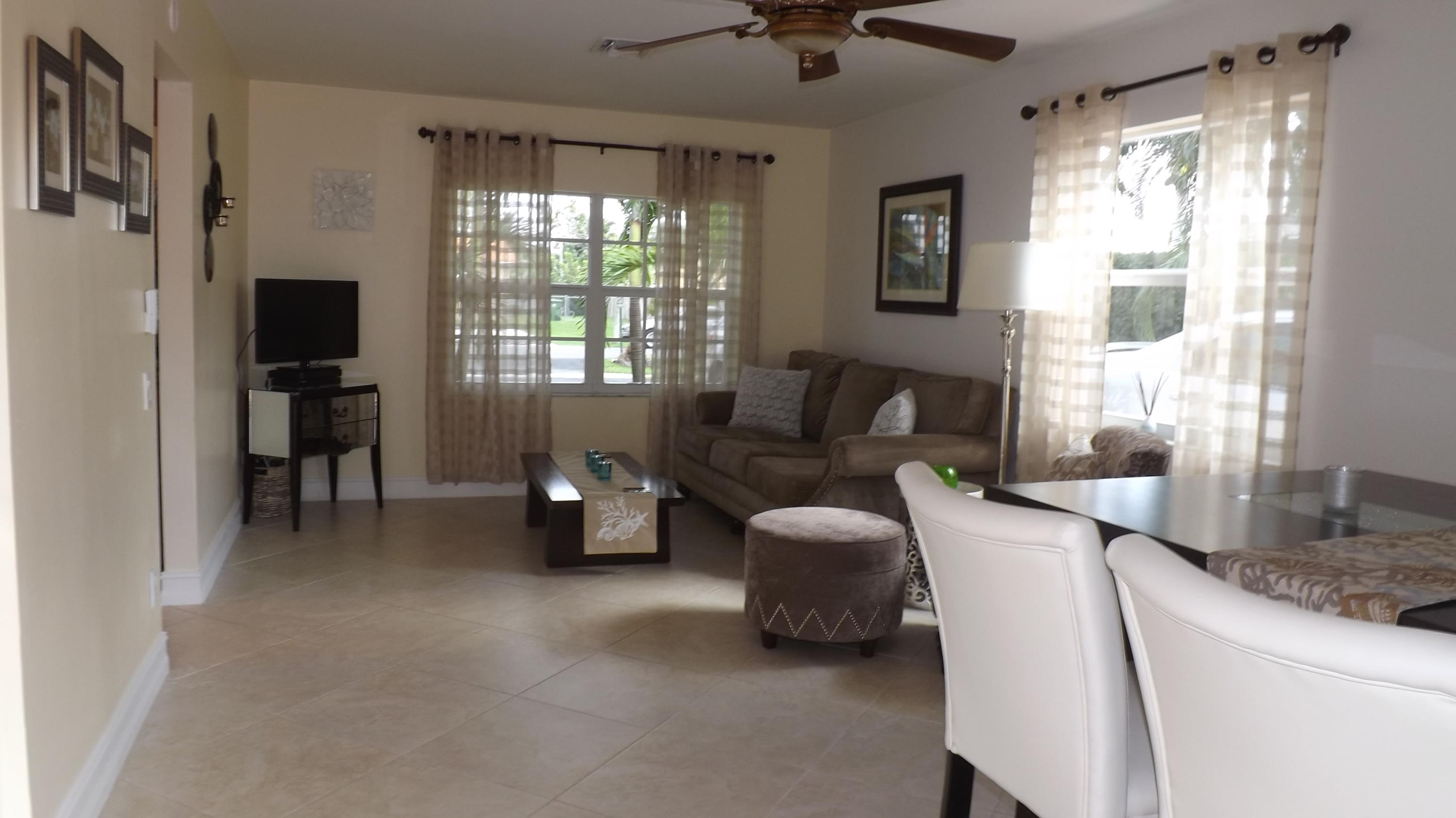 PALM SPRINGS VILLAGE 4 - Residential