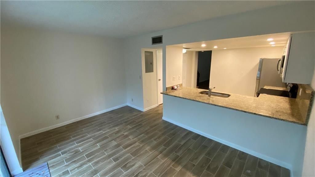 Photo of 5269 SW 40th Avenue #21, Dania Beach, FL 33314 (MLS # B26020048)