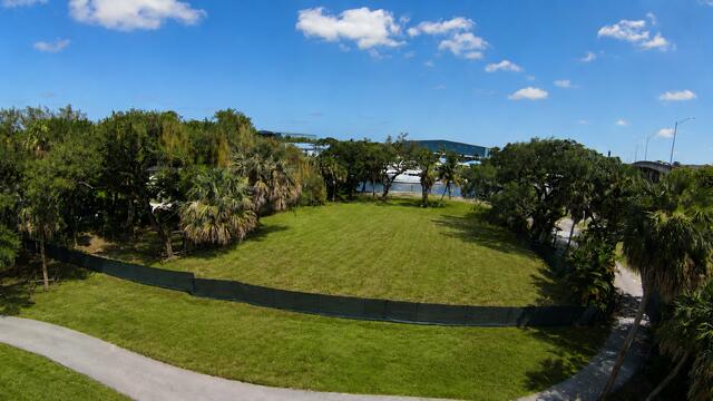 2060 SW 16th Court