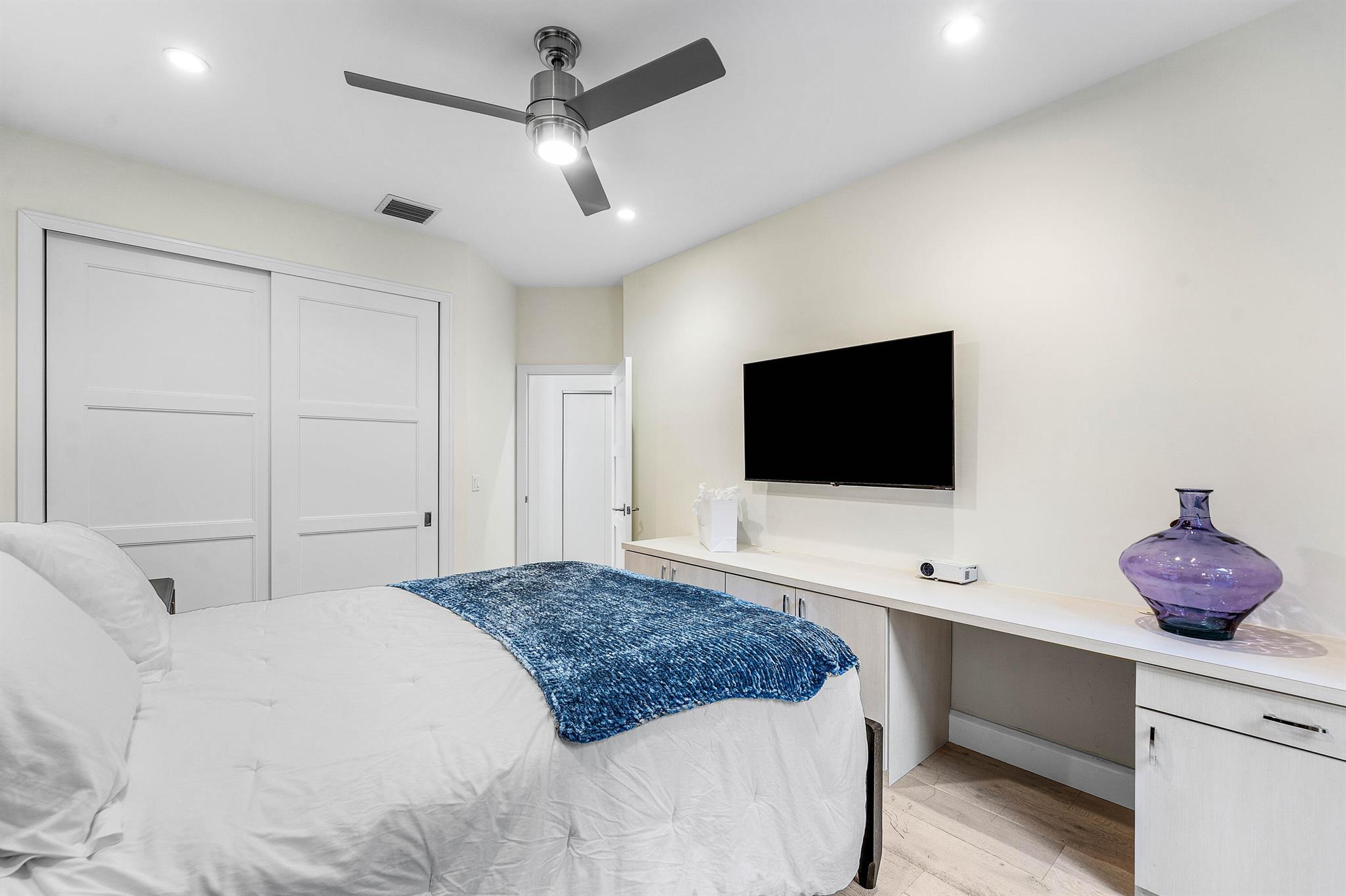 BANYANS - Residential Lease