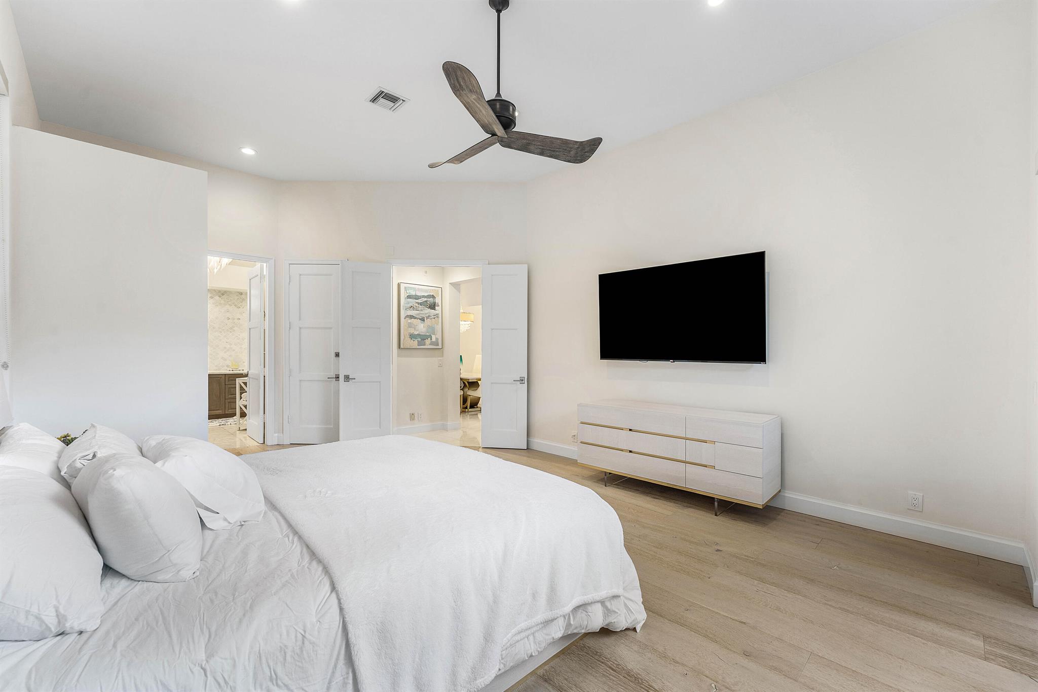 BANYANS - Residential Lease