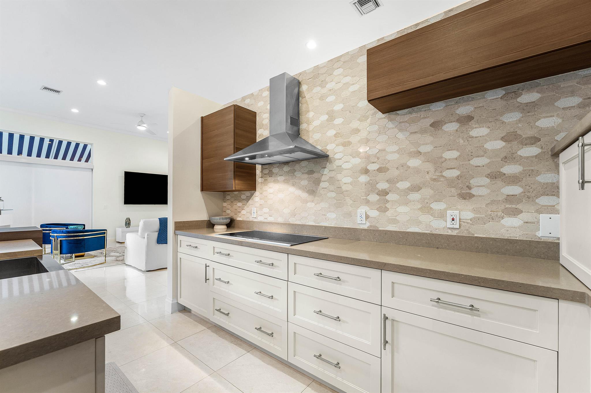 BANYANS - Residential Lease