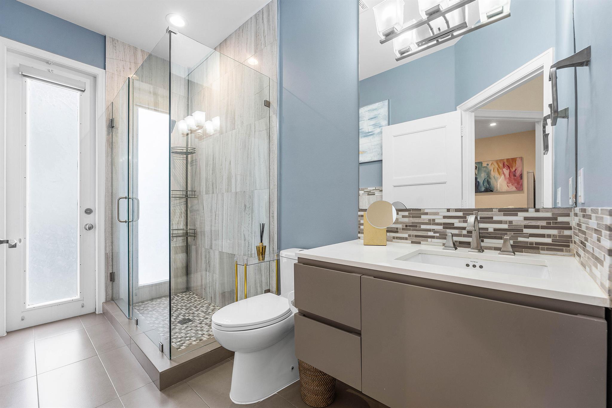 BANYANS - Residential Lease