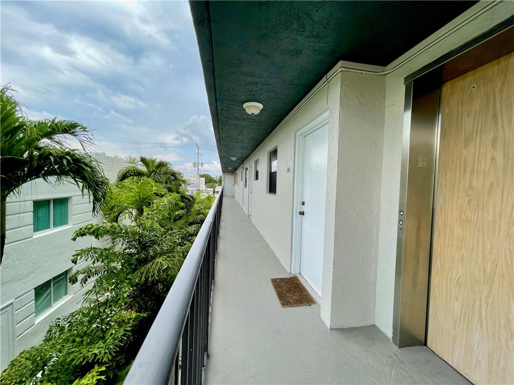 West Side Plaza Condo - Residential Lease