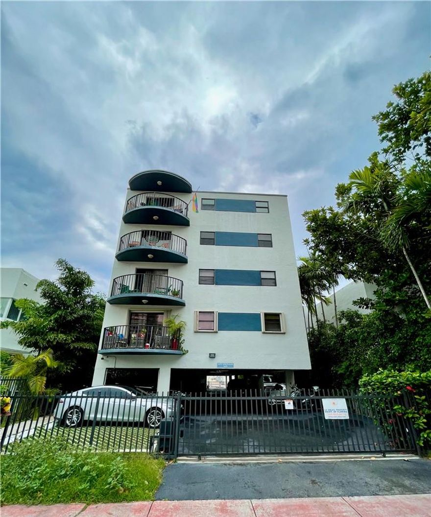 Owner is Motivated! This is a Great Opportunity to Live in a Boutique Building in the Heart of South Beach! Great Unit in 5 Story Building. 1 Assigned Parking Space, Gated Building. Unit features Balcony, Ceramic Floors, Full Bathroom with Guest Bath.  Walking Distance to Lincoln Road, Markets, Stores, Parks Etc. Easy to show.  Please call Listing agent for showing Instructions.