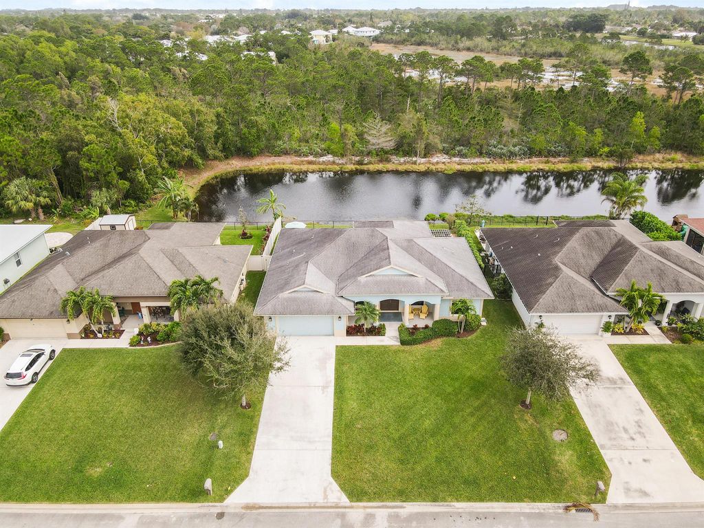 Photo of 8684 SE Pinehaven Avenue, Hobe Sound, FL 33455 (MLS # R10954507)