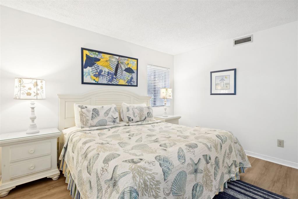 Beach Wood Villas - Residential