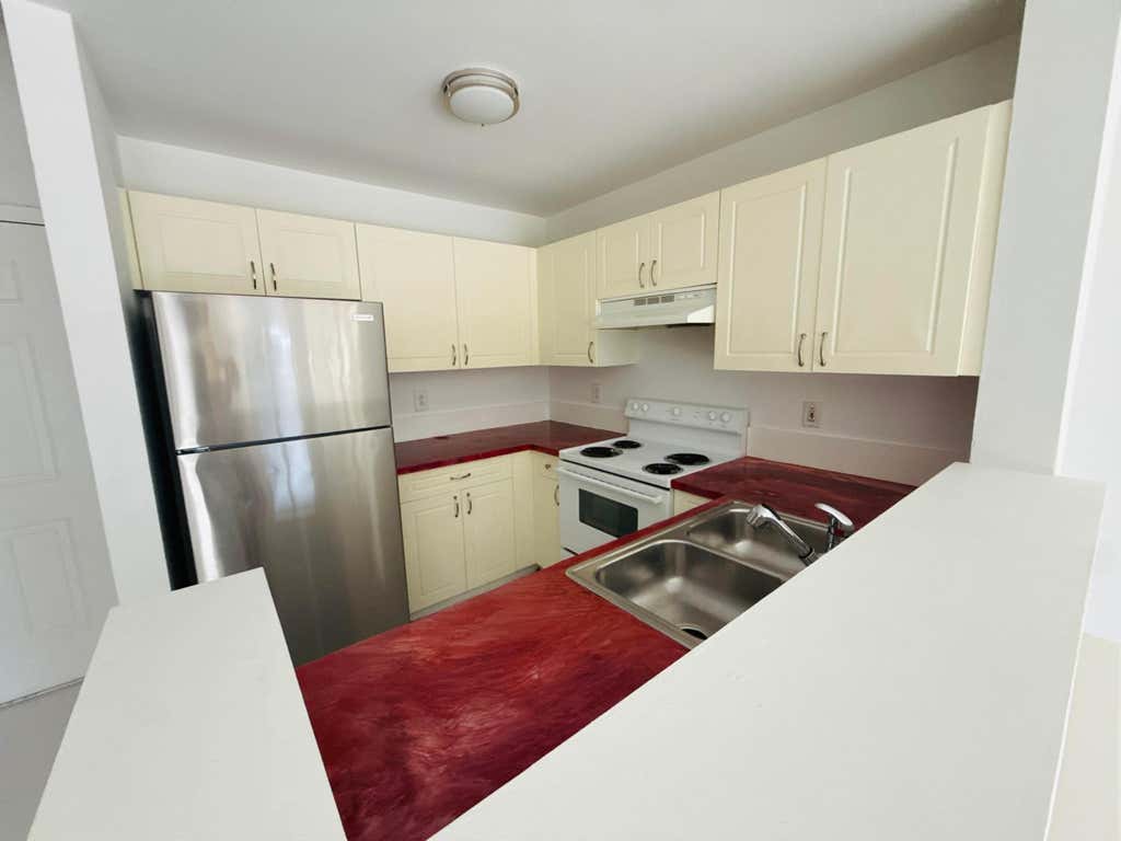Photo of 4791 Via Palm Lakes #1706, West Palm Beach, FL 33417 (MLS # B26065282)