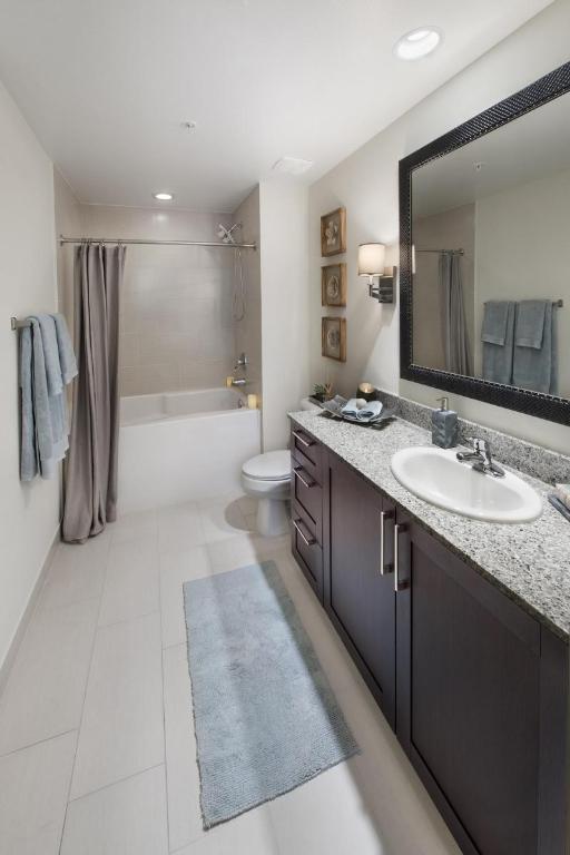 Town City Center - Residential Lease