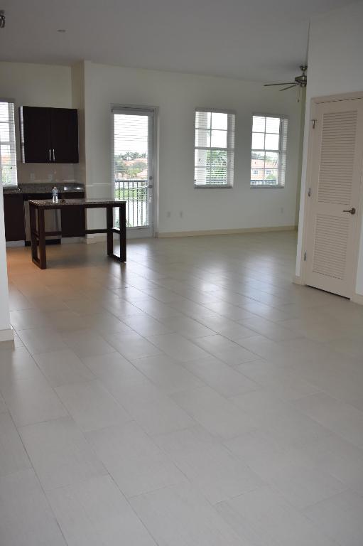 Town City Center - Residential Lease