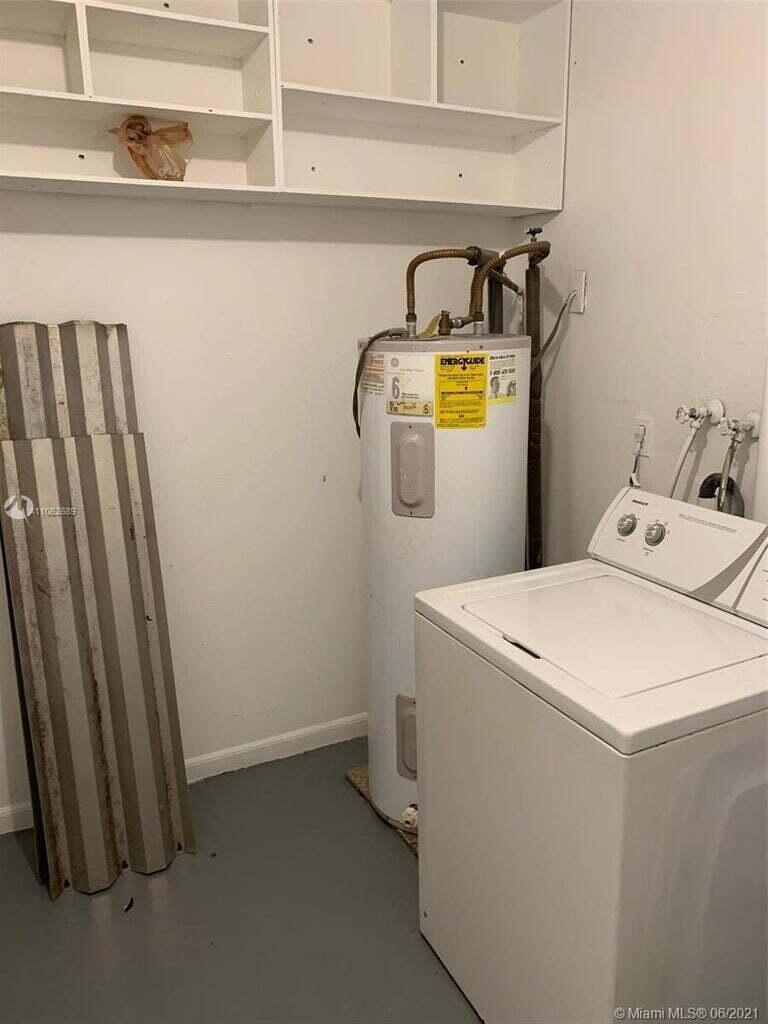 NORTH LAUDERDALE VILLAGE - Residential Lease