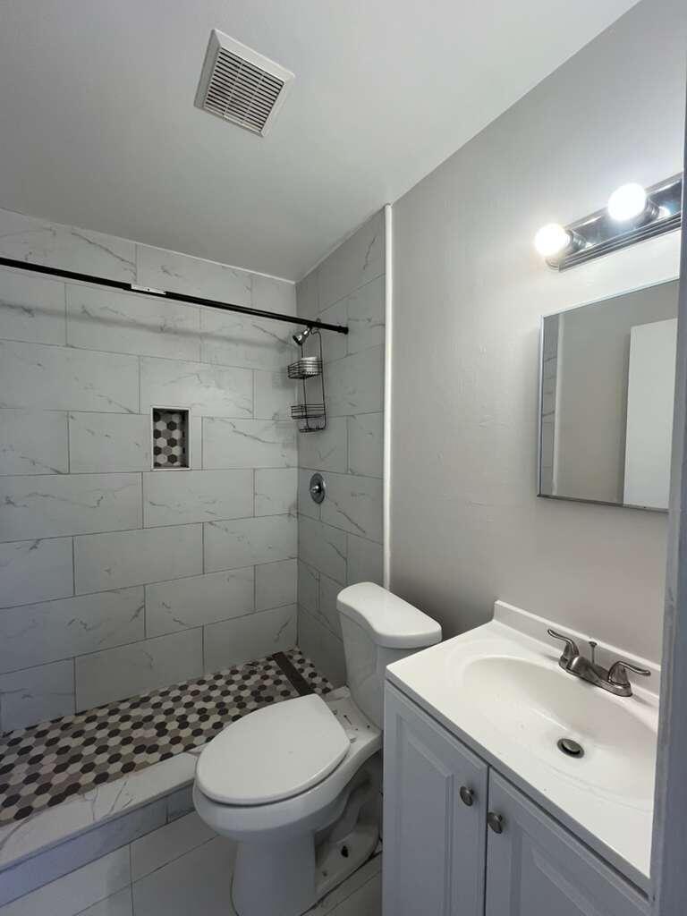 NORTH LAUDERDALE VILLAGE - Residential Lease