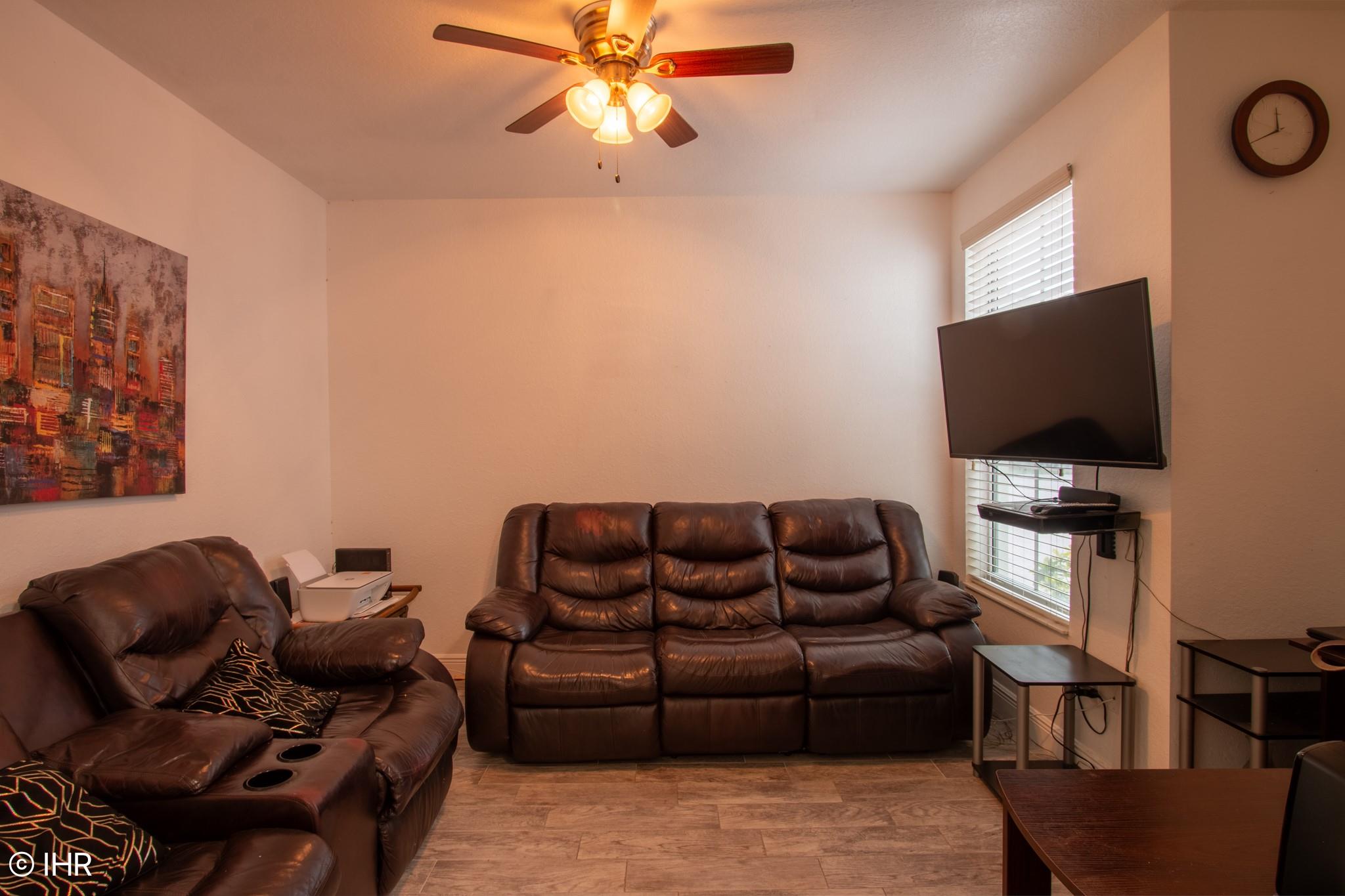 Paloma Lakes - Residential