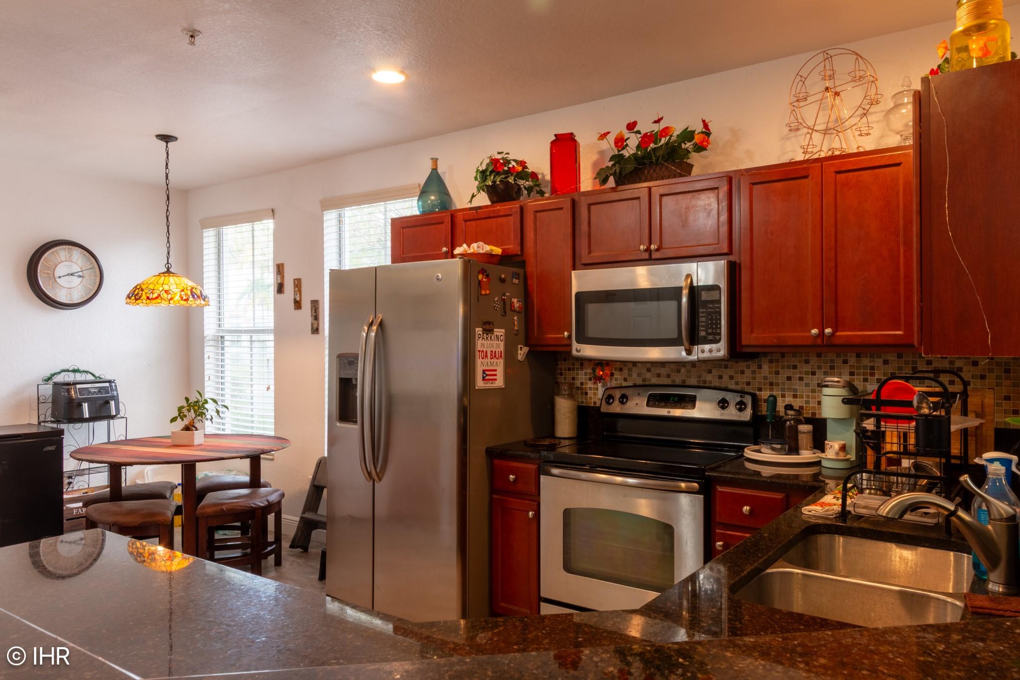 Paloma Lakes - Residential