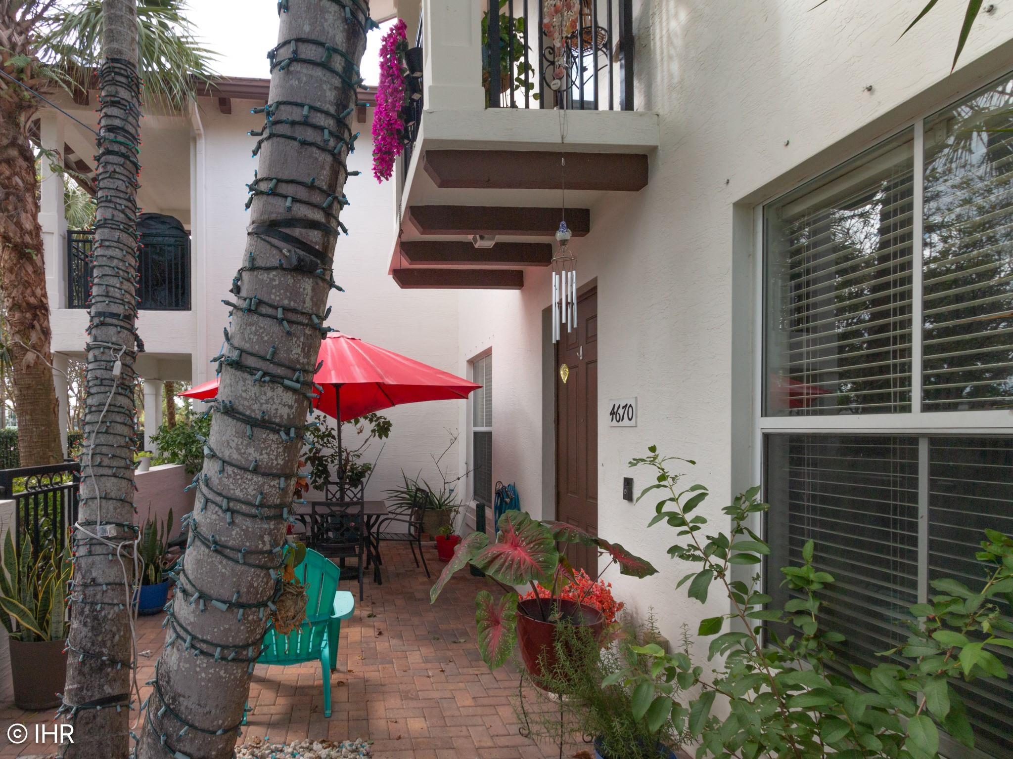 Paloma Lakes - Residential