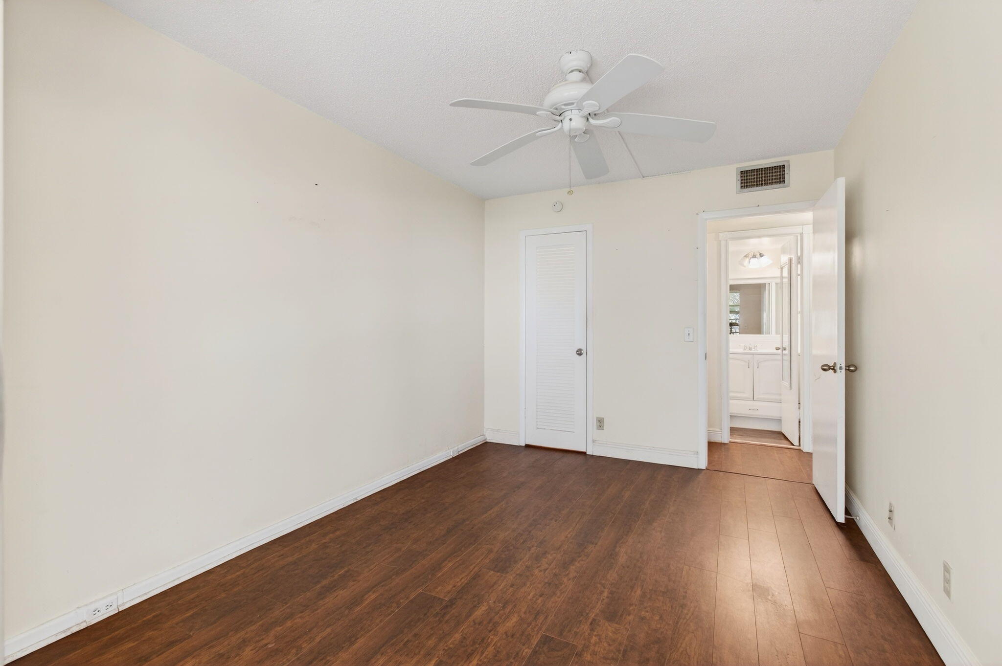 Ventnor R - Residential