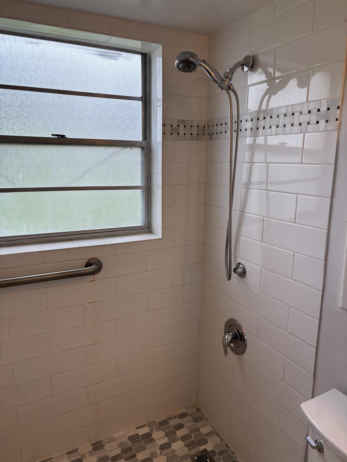 ANDOVER CONDOS - Residential Lease