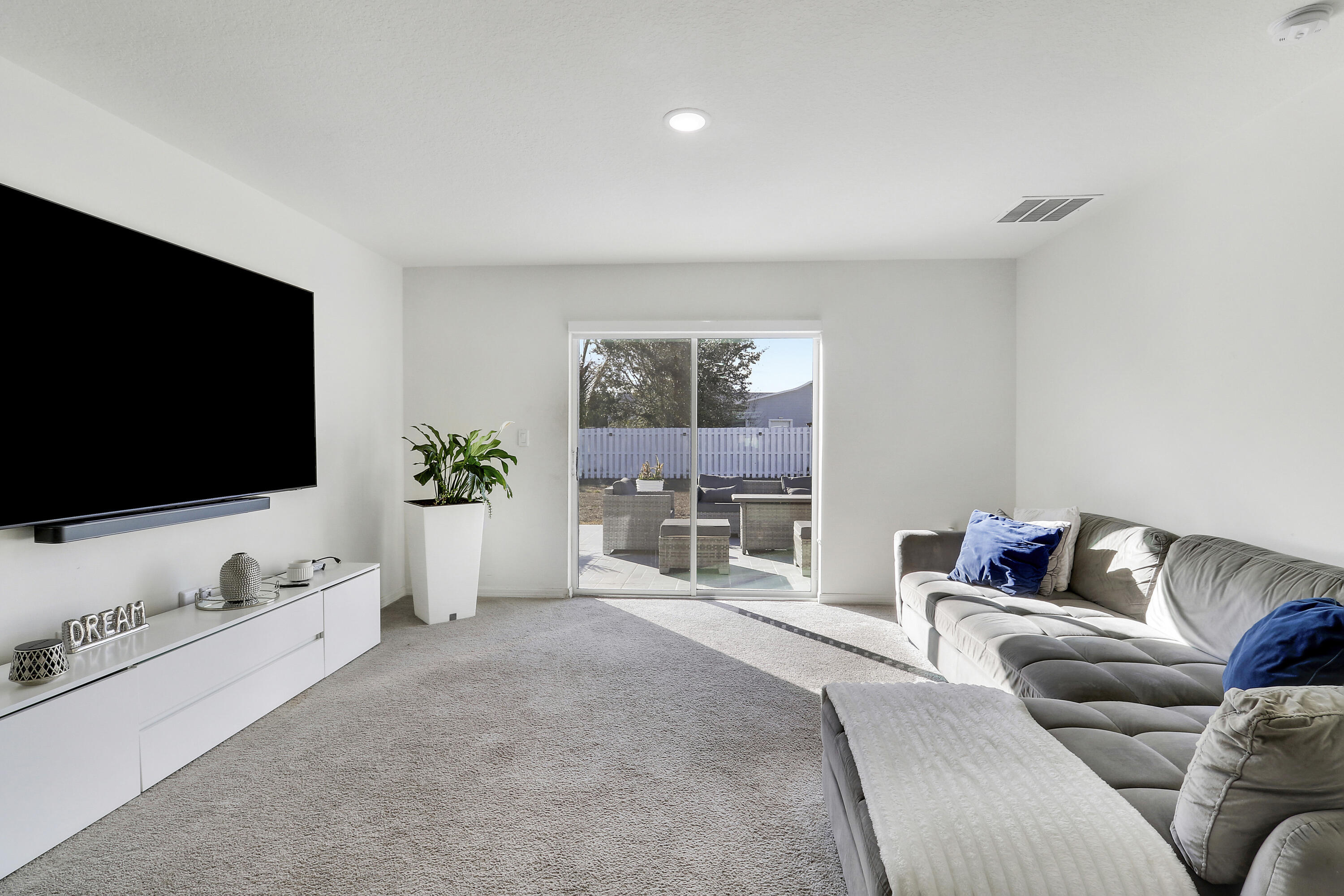 PORT ST LUCIE SECTION 15 - Residential