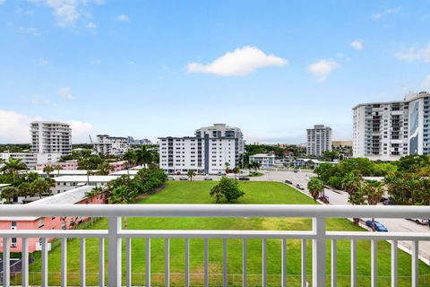 Tiny photo for 720 Orton Avenue #704, Fort Lauderdale, FL 33304 (MLS # B26036925)