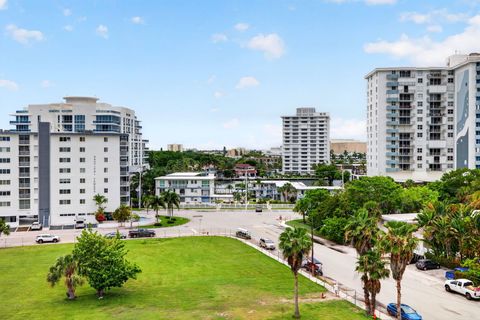 Tiny photo for 720 Orton Avenue #704, Fort Lauderdale, FL 33304 (MLS # B26036925)