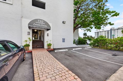 Tiny photo for 720 Orton Avenue #704, Fort Lauderdale, FL 33304 (MLS # B26036925)