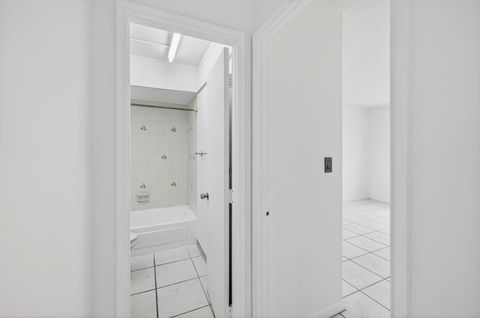 Tiny photo for 720 Orton Avenue #704, Fort Lauderdale, FL 33304 (MLS # B26036925)
