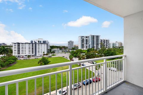 Tiny photo for 720 Orton Avenue #704, Fort Lauderdale, FL 33304 (MLS # B26036925)