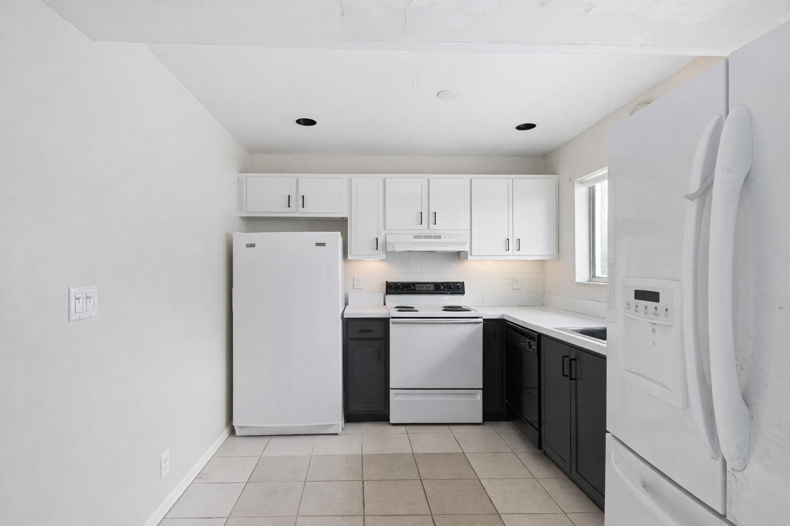 FOREST CONDO - Residential