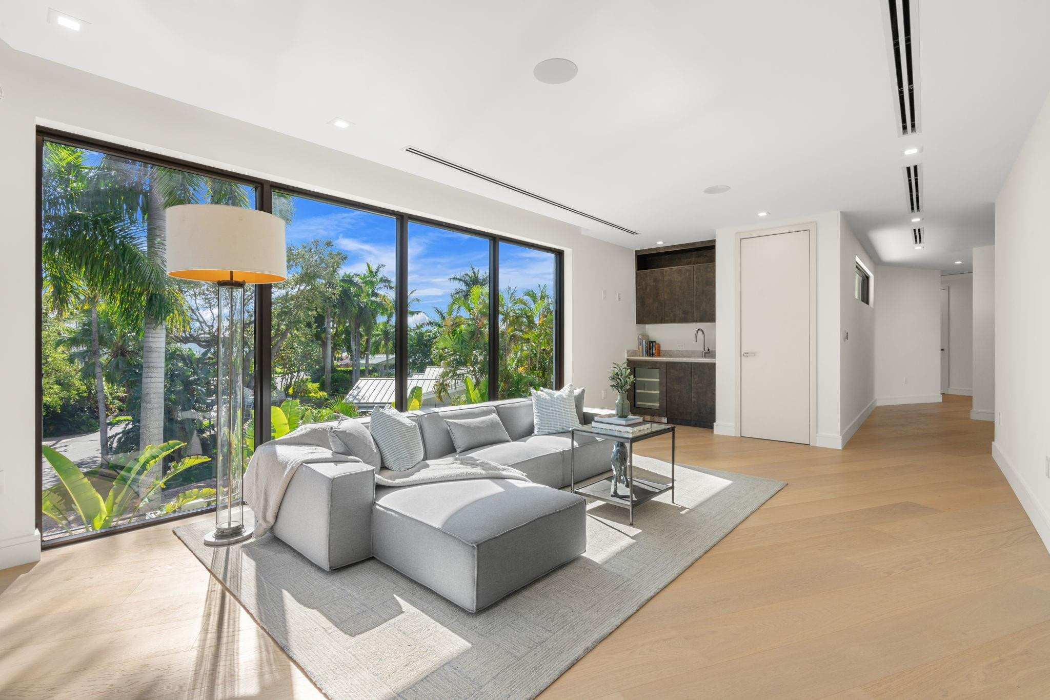 Coral Ridge North 28-37 B - Residential