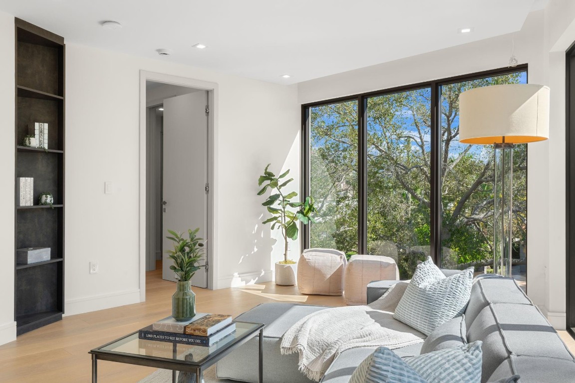 Coral Ridge North 28-37 B - Residential