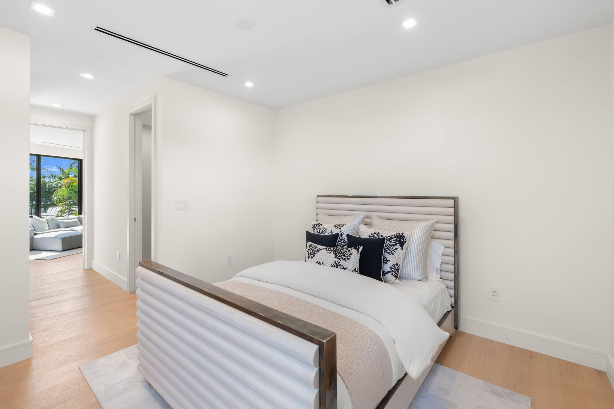 Coral Ridge North 28-37 B - Residential