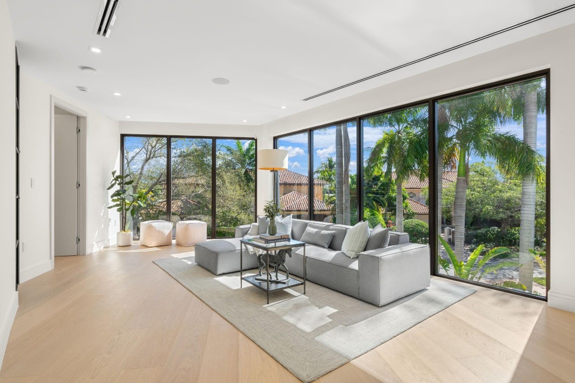 Coral Ridge North 28-37 B - Residential