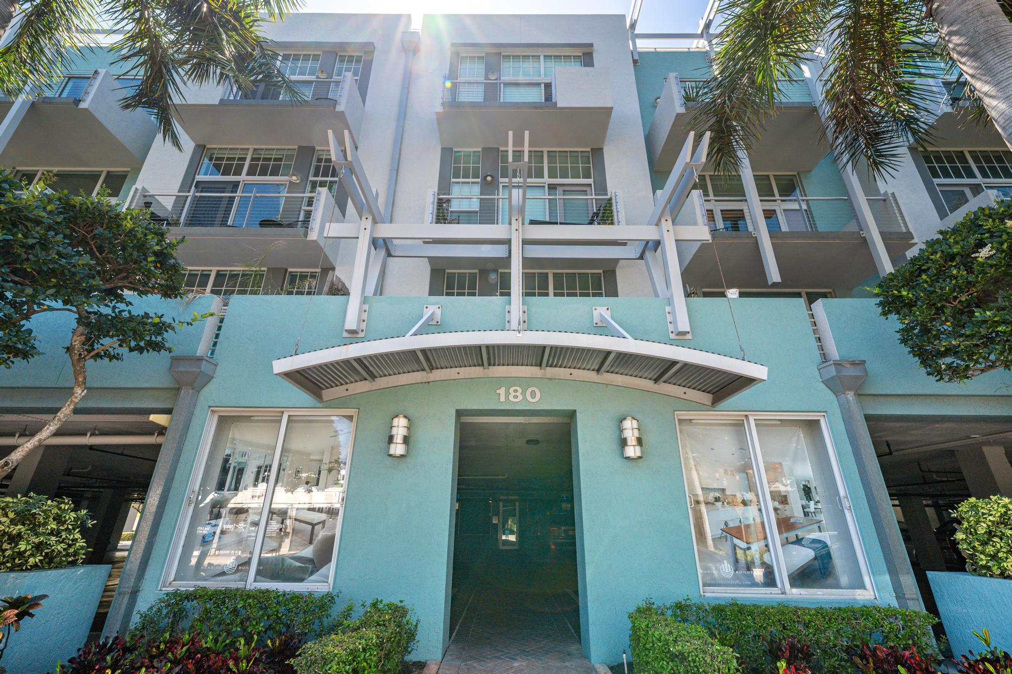 180 NE 4th Avenue 307