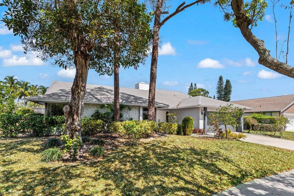 Photo of 3093 NW 28th Terrace, Boca Raton, FL 33434 (MLS # R11071645)