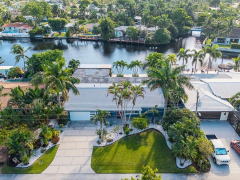 Photo of 4100 NE 15TH Terrace, Oakland Park, FL 33334 (MLS # B26085699)