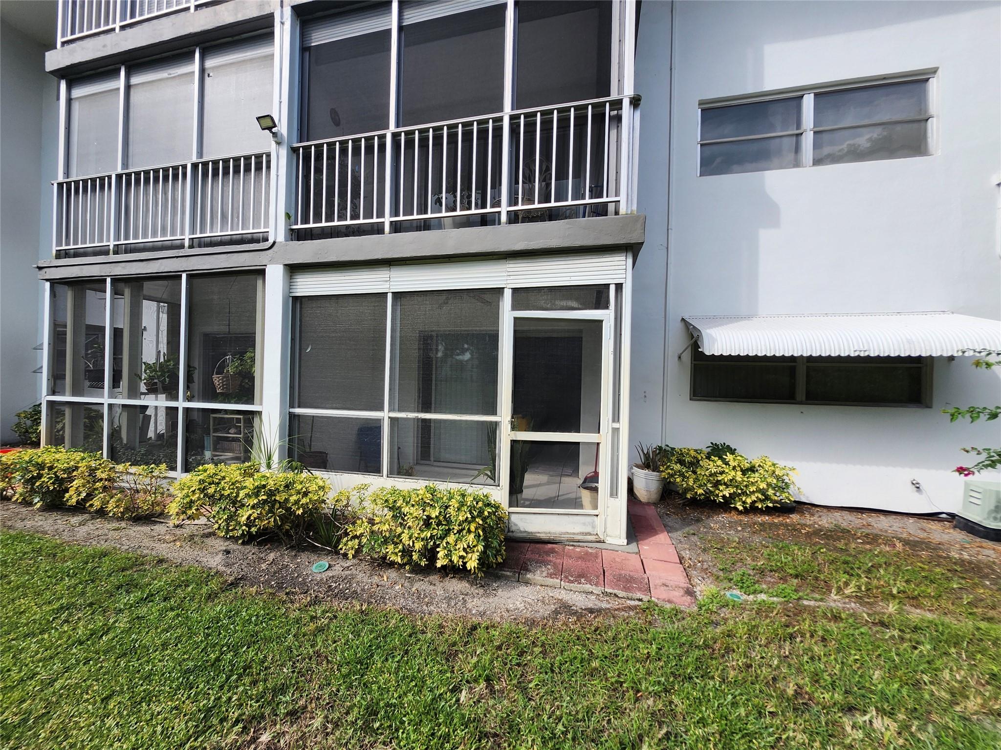 HILLCREST - Residential