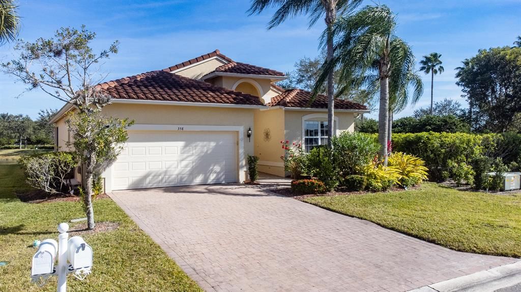 Photo of 358 NW Shoreview Drive, Port St Lucie, FL 34986 (MLS # R10860616)