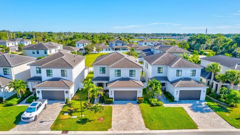 A home in Lake Worth