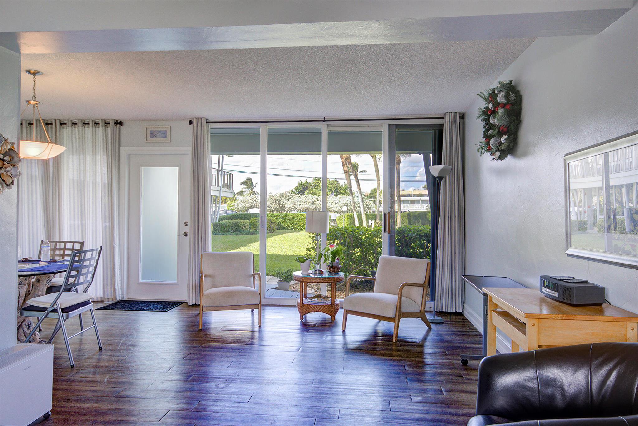 SEA CLUB OF HILLSBORO BEA - Residential