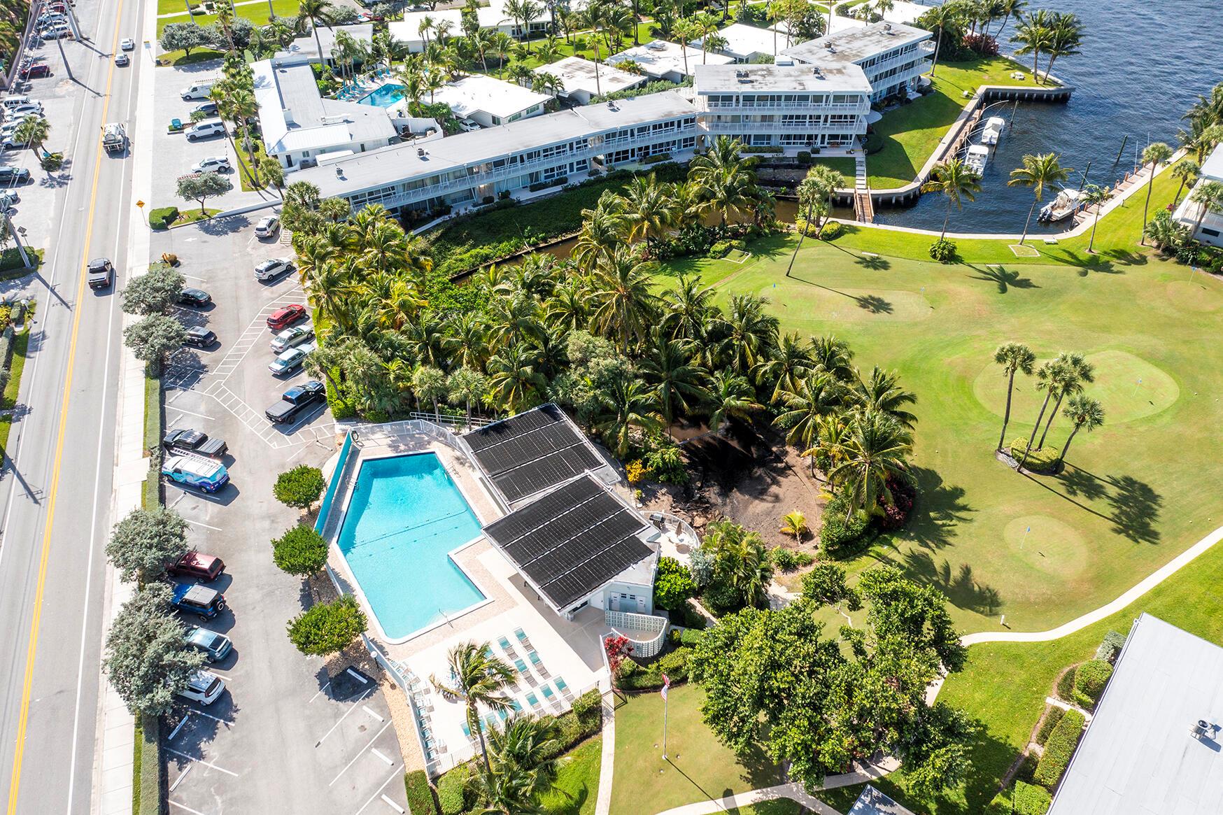 SEA CLUB OF HILLSBORO BEA - Residential