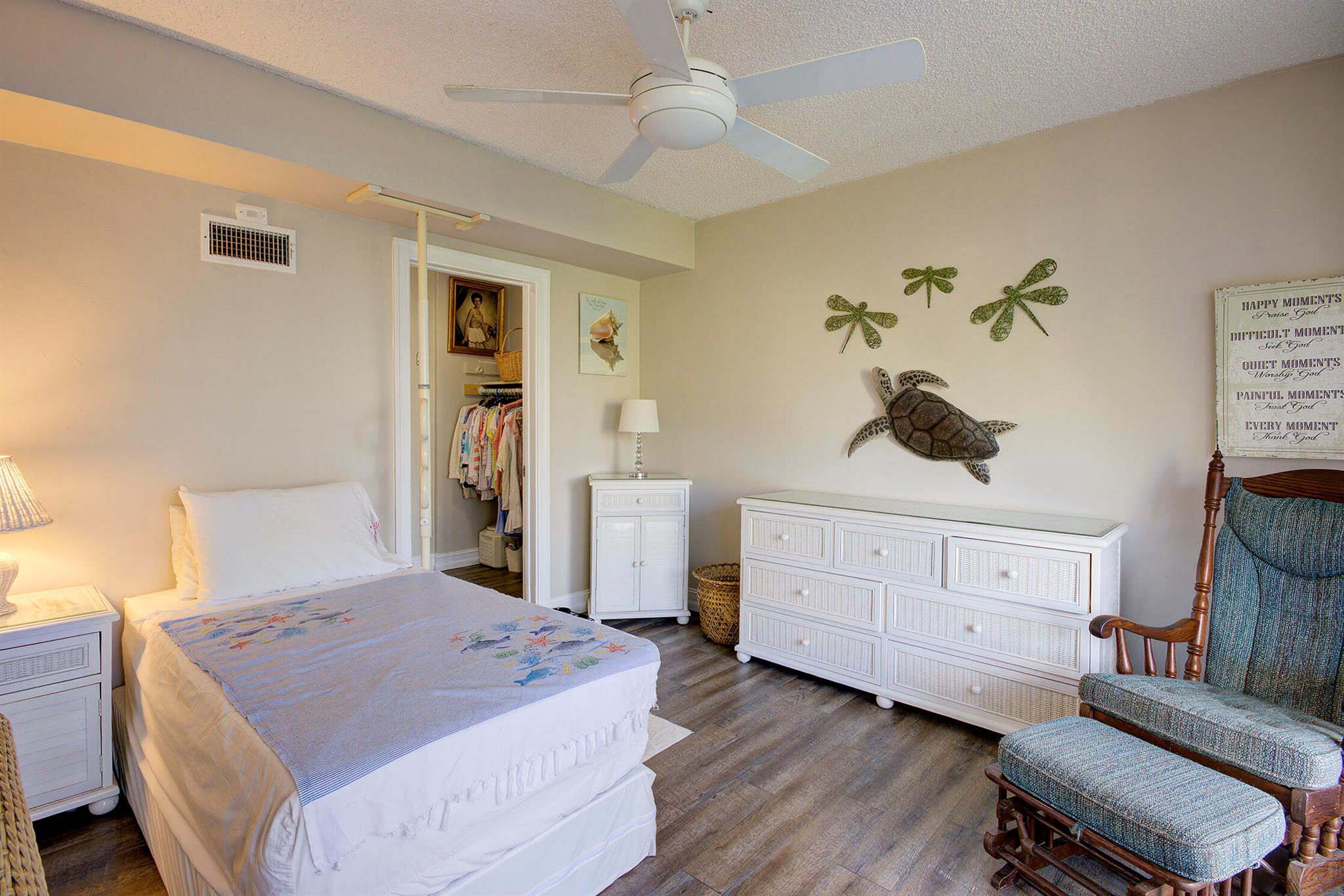 SEA CLUB OF HILLSBORO BEA - Residential