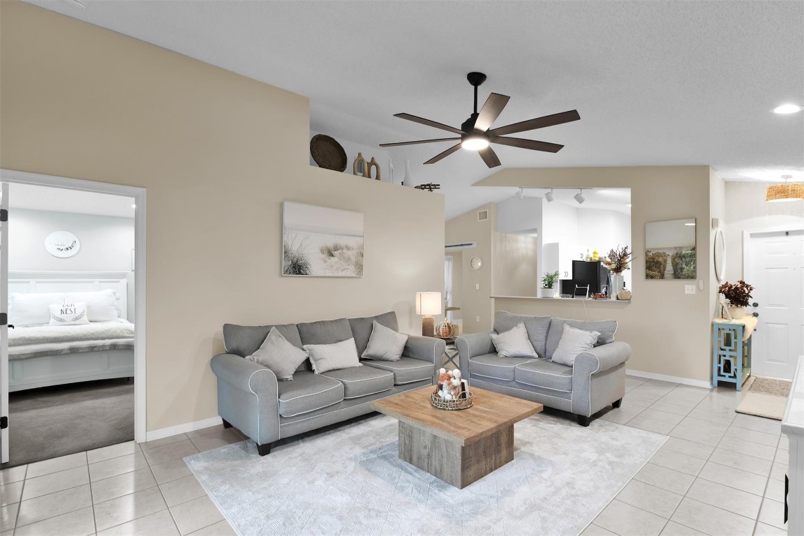 Wyndham Circle 157-9 B - Residential