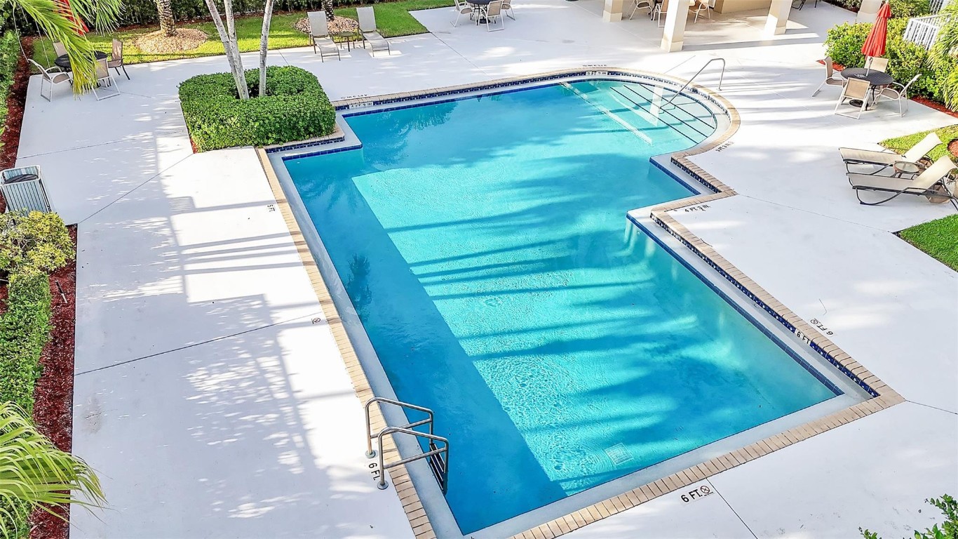 Wyndham Circle 157-9 B - Residential